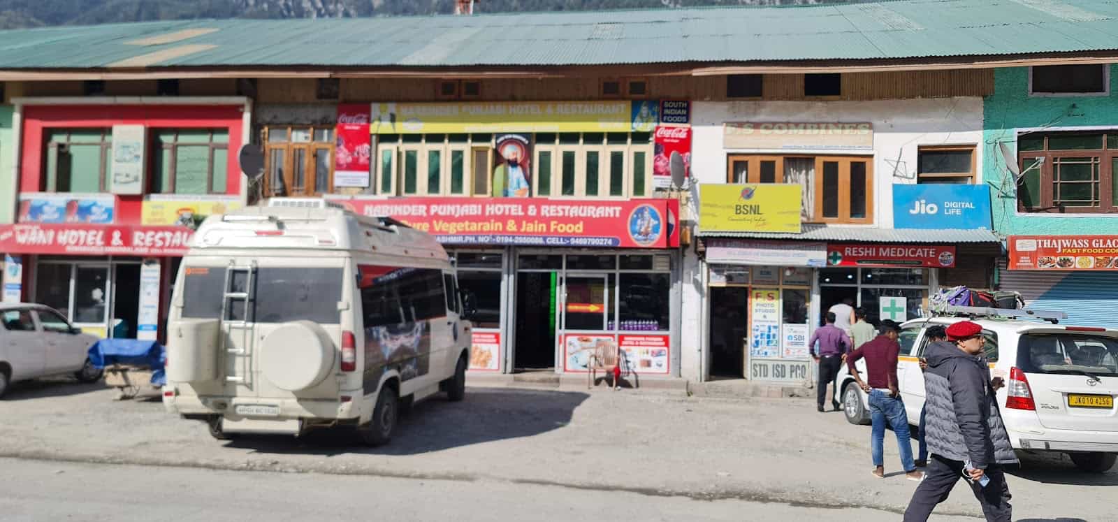 Sonmarg Market