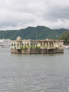 Udaipur hotels