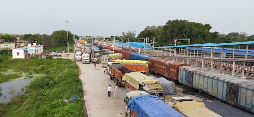 Nandganj relwe station