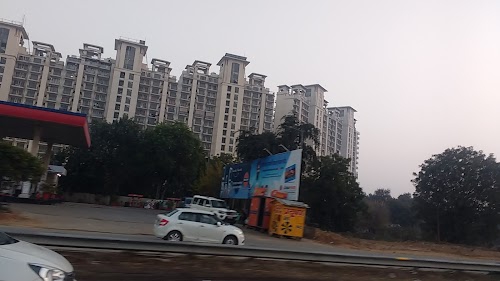 Godrej Frontier Society