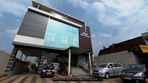 Hotel Om Sai Palace