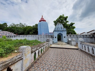 Huma Leaning Shiva Temple