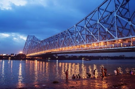 Howrah Bridge Traffic Guard