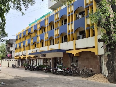 mayur hotel chandrapur