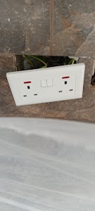 Electric shop up