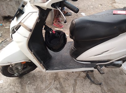 Car and activa driving school