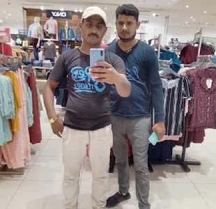 Surat saree showroom