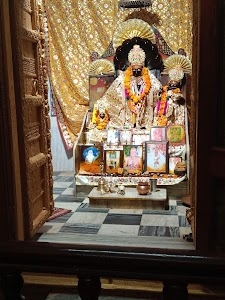 Vishakha Sakhi Temple, Kamai