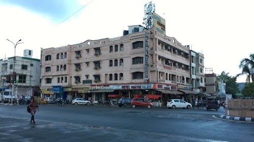 Hotel Vinayak Palace & Restaurant