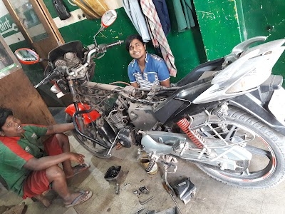AUTO CENTRE