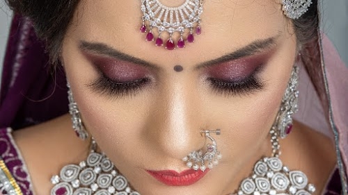 MUA Nainee Saxena