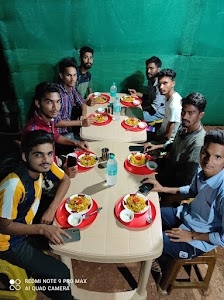 Restaurants & fast food