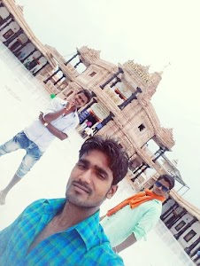 Dharmendra Patel Kirana Store