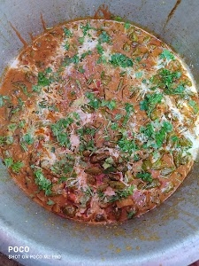 Manoj Paan & Cooking..