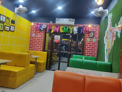 PIZZA HUB XPRESS-NAWABGANJ-GONDA
