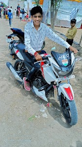 Paru choudhary