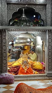 Dali Bai Kangan
