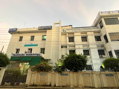 Yashlok Hospital & Research Centre