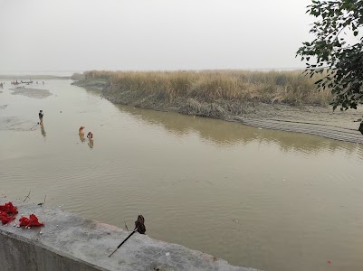 Sarju River Bank