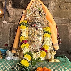 Trimbakeshwar Temple Kaal Sarp Puja Pandit