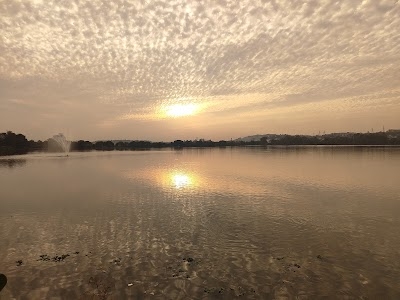 Shahpura Lake