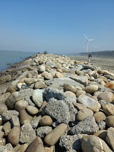 三條崙海水浴場親水公園