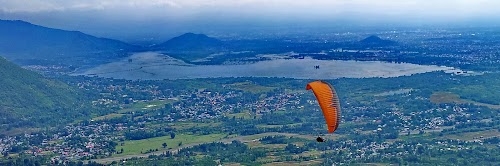 Paragliding in Kashmir by Karakoram Explorers