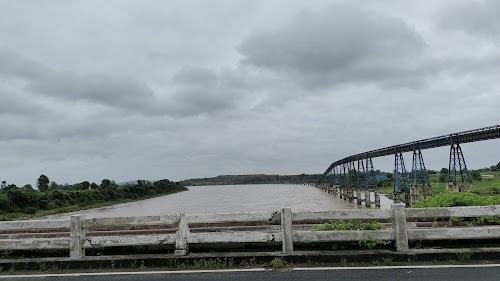 Kanhan River Bridge