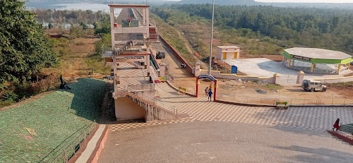 Manjore Dam Road
