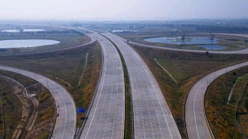 Mumbai – Delhi Expressway
