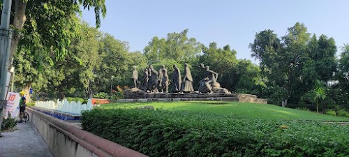 Teen Murti Lane