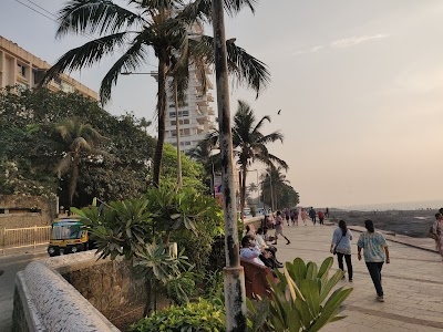 Bandstand Promenade