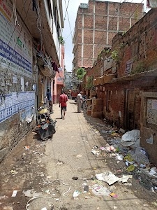GM Road