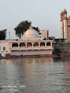 Khwaja Fakhruddin Chishti Dargah Road