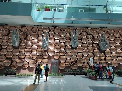 Indira Gandhi International T3 Road