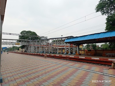 Bazarsau Station Road