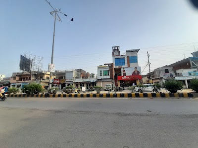 Garh Road
