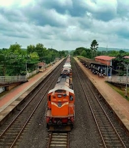 Kankavali Station FOB