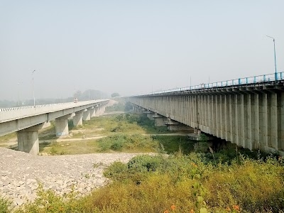Indra Dam Road