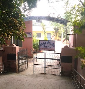 Taj East Gate Road
