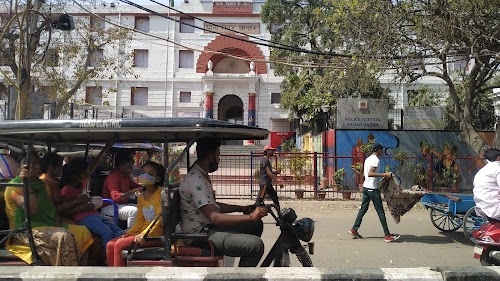 Sadar Bazar Road
