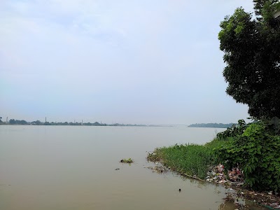 Tribeni Ghat Road