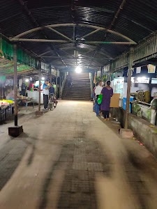 Kestopur Canal Side Road