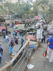 Kanjurmarg Station Road