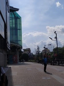 South City Mall Entrance Road