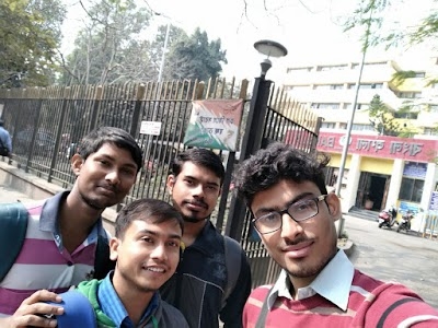 Dum Dum Station Road