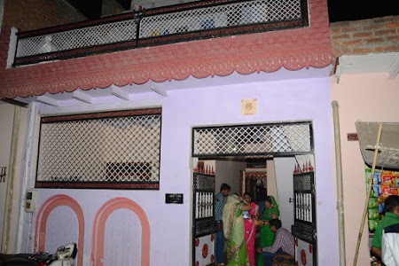 Firozabad Road