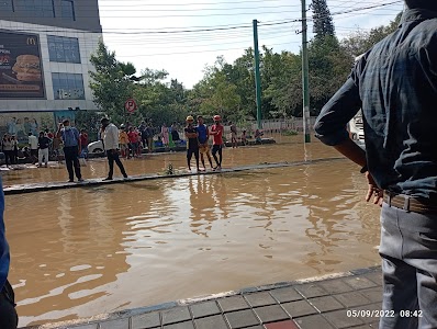 Whitefield Main Road