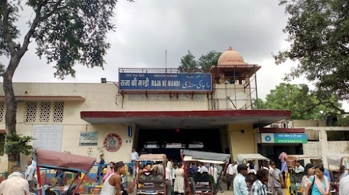 Raja Ki Mandi Railway Station Road
