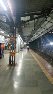 Chembur Railway Station Access
